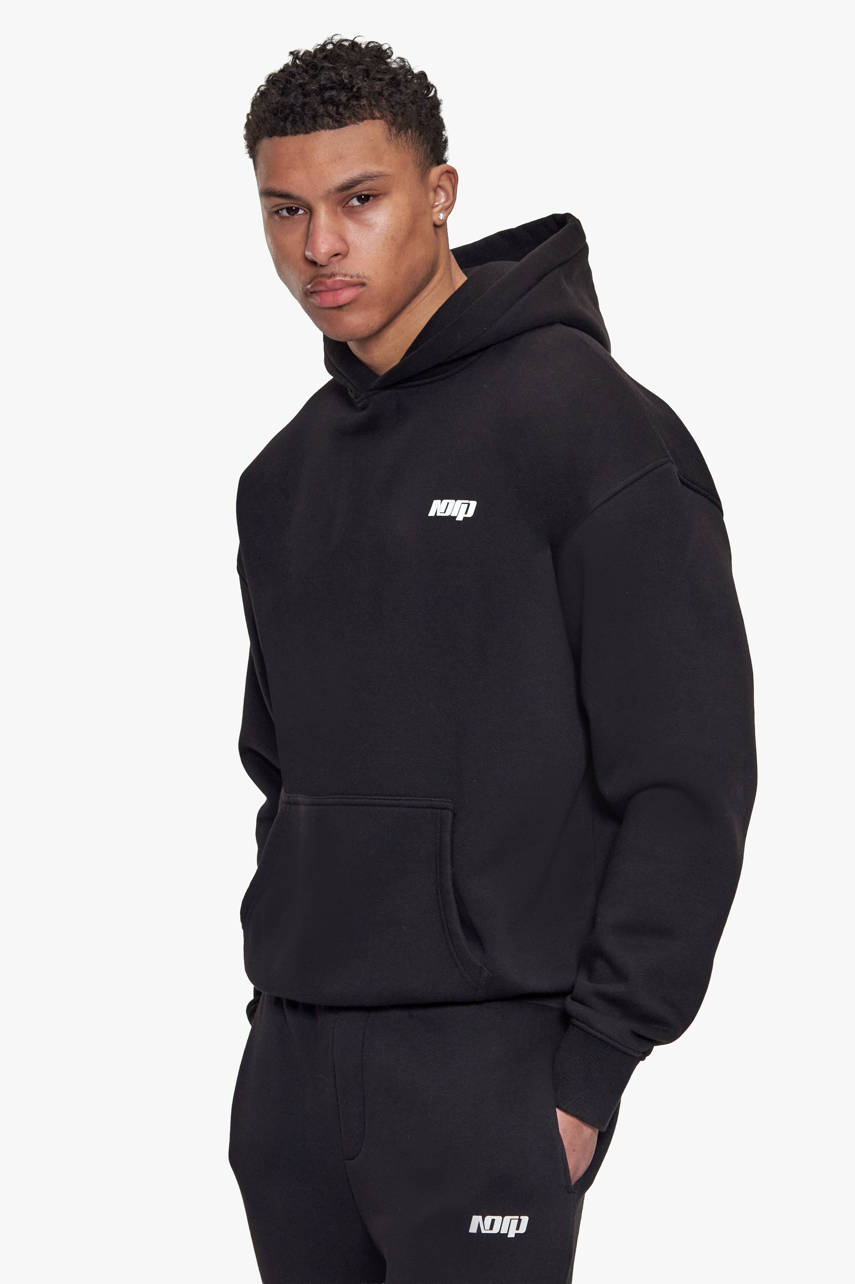 BASIC HOODIE BLACK