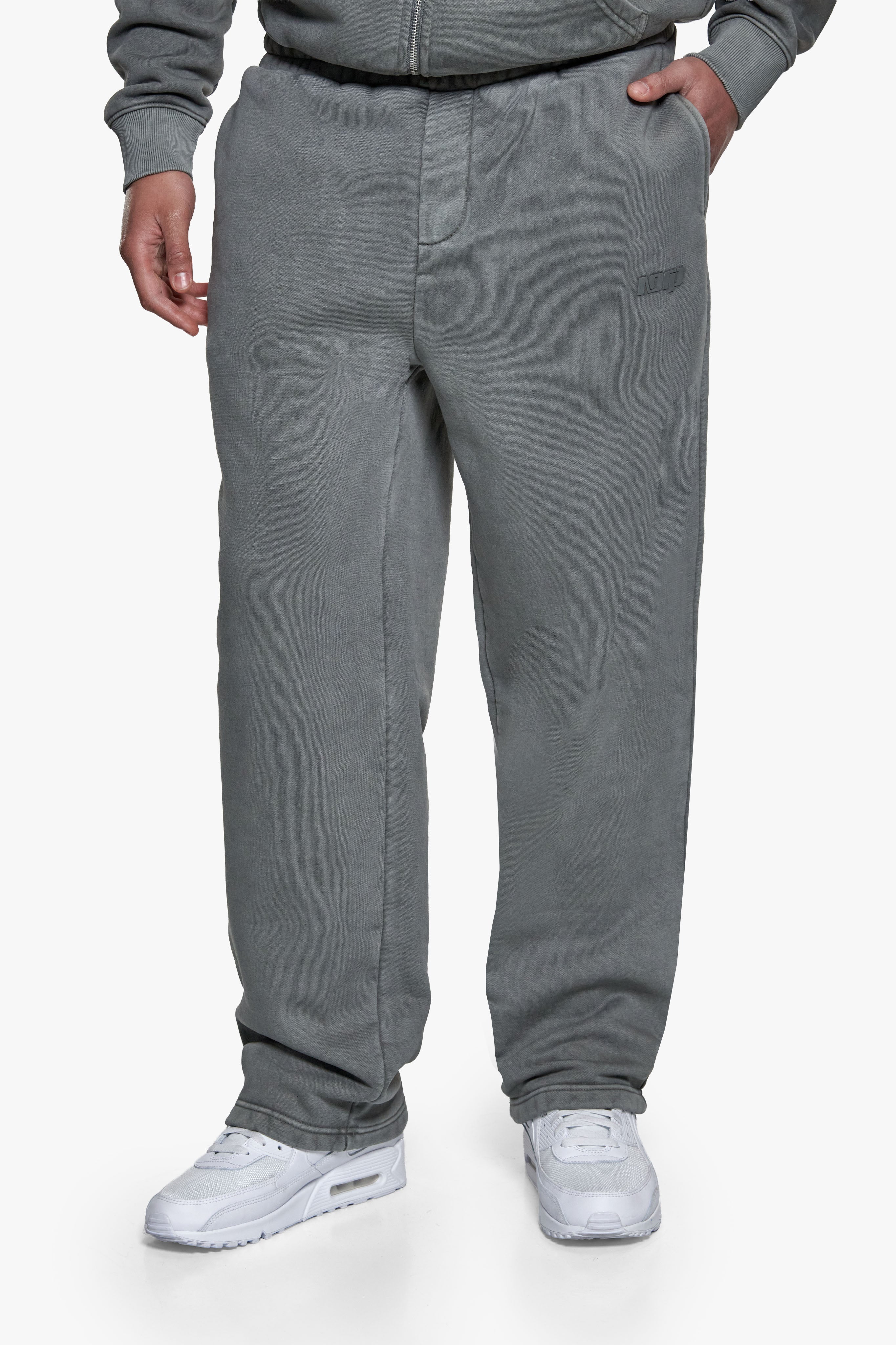 BASIC OPEN LEG JOGGER ACID WASHED GREY