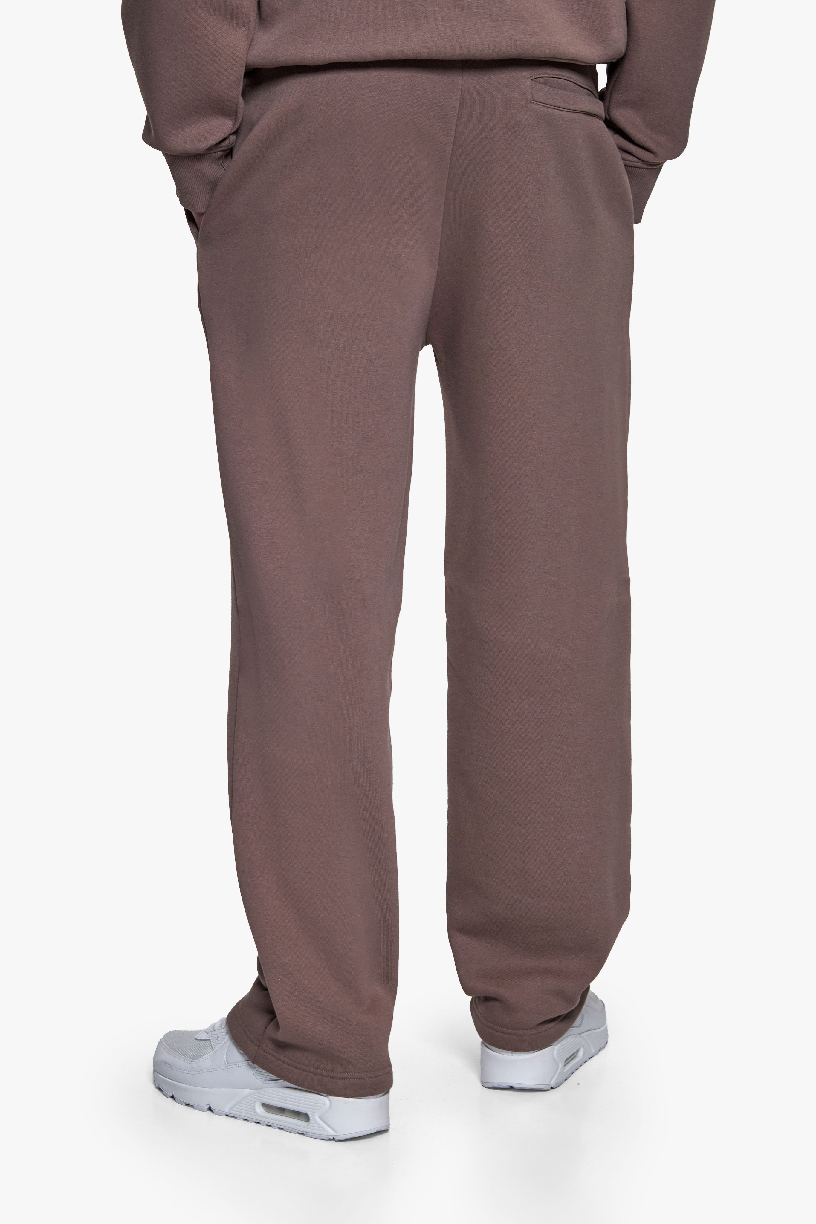 BASIC OPEN LEG JOGGER LIGHT BROWN