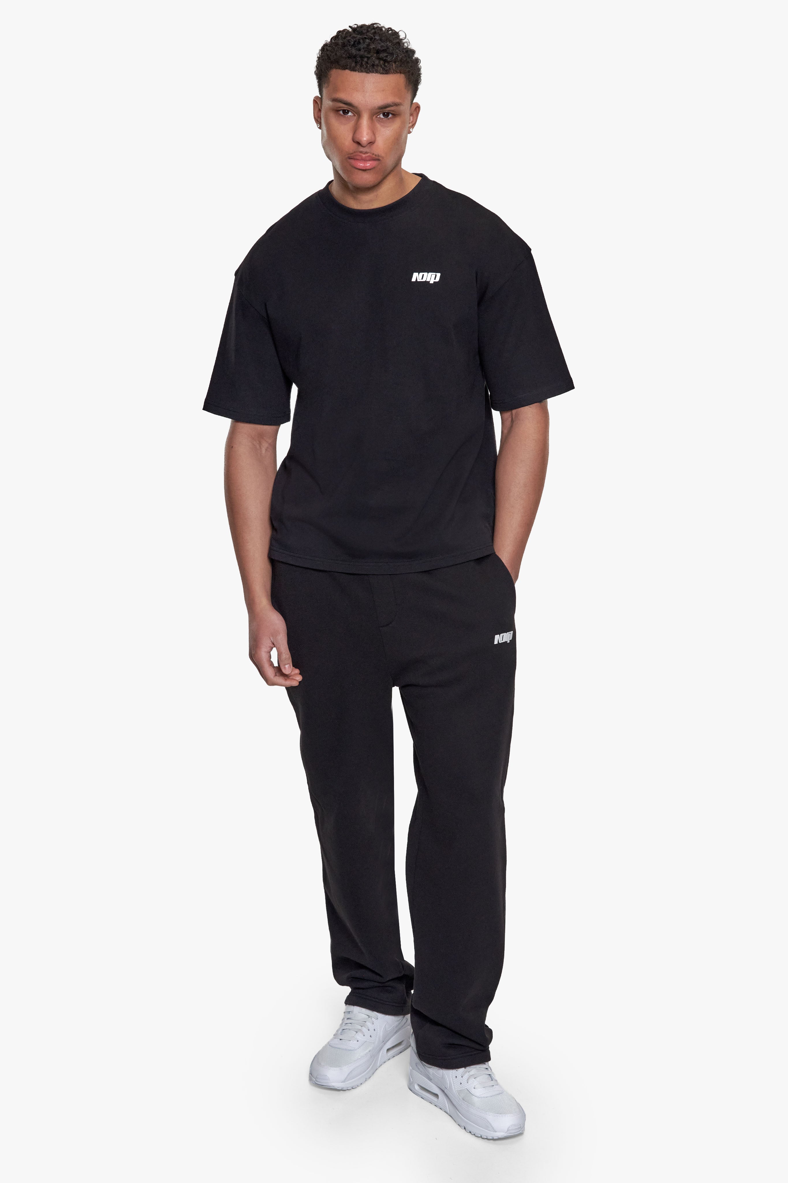 BASIC T-SHIRT BLACK
