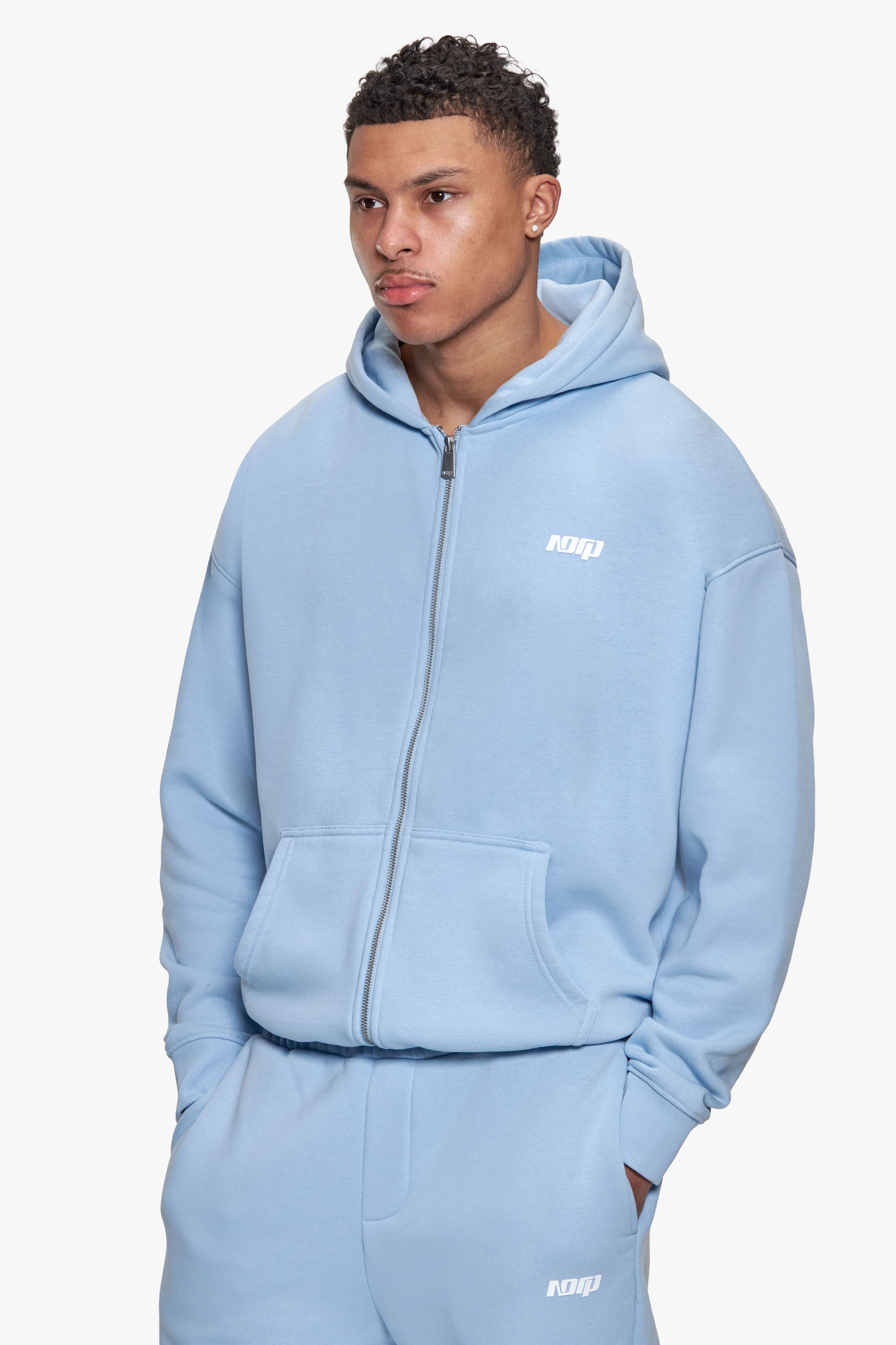 BASIC ZIP HOODIE BABY BLUE