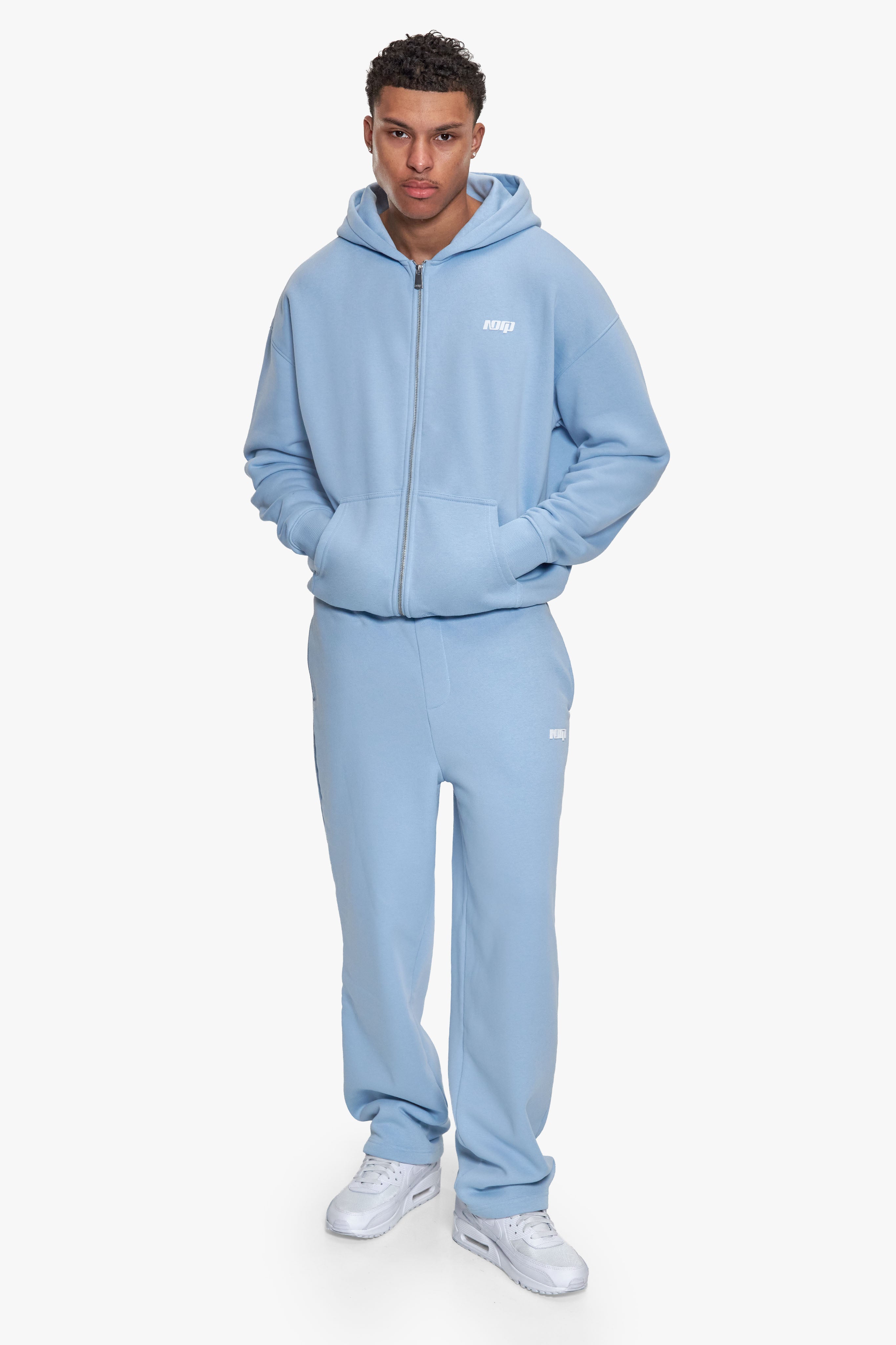 BASIC ZIP HOODIE BABY BLUE