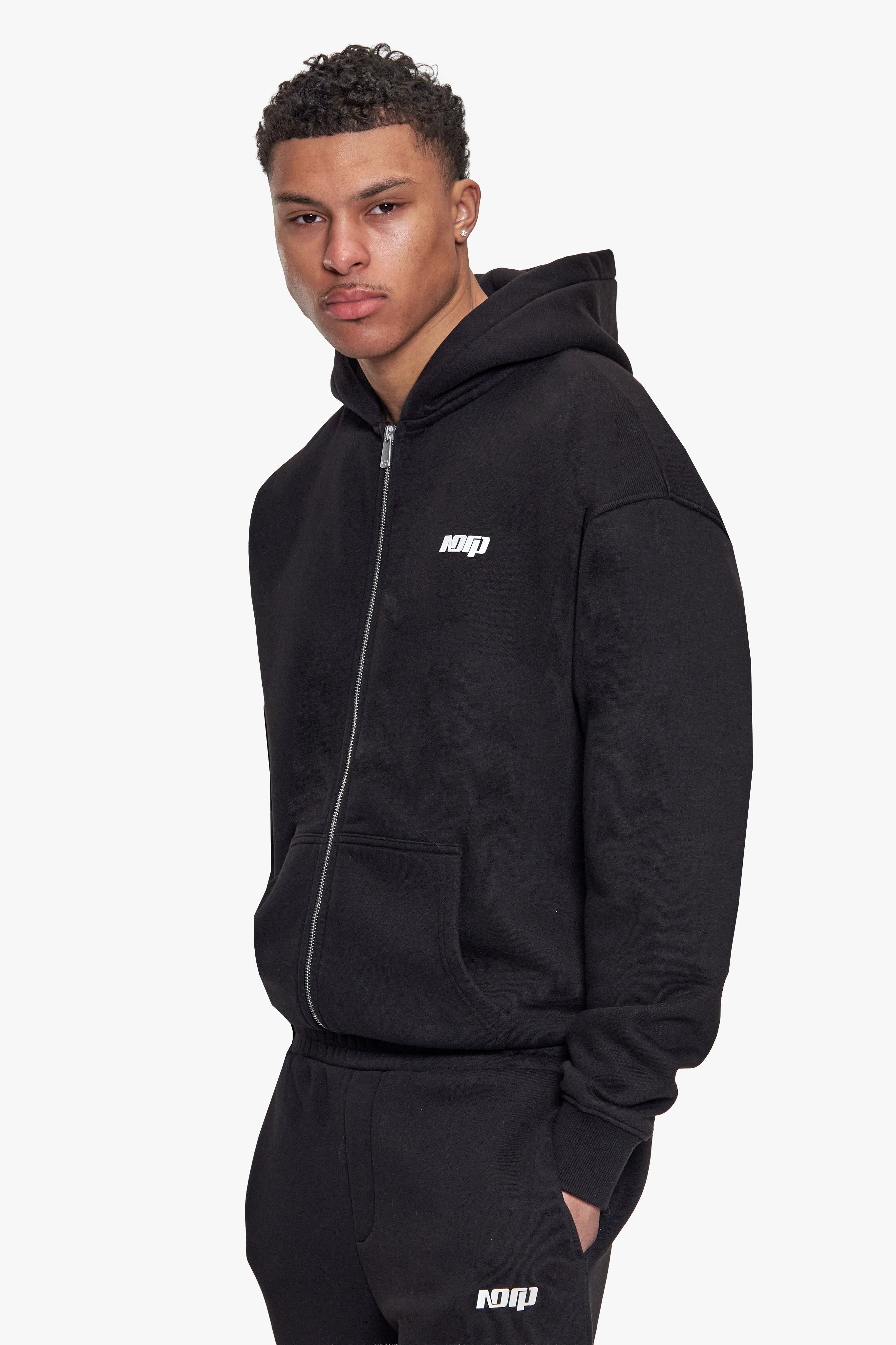 BASIC ZIP HOODIE BLACK