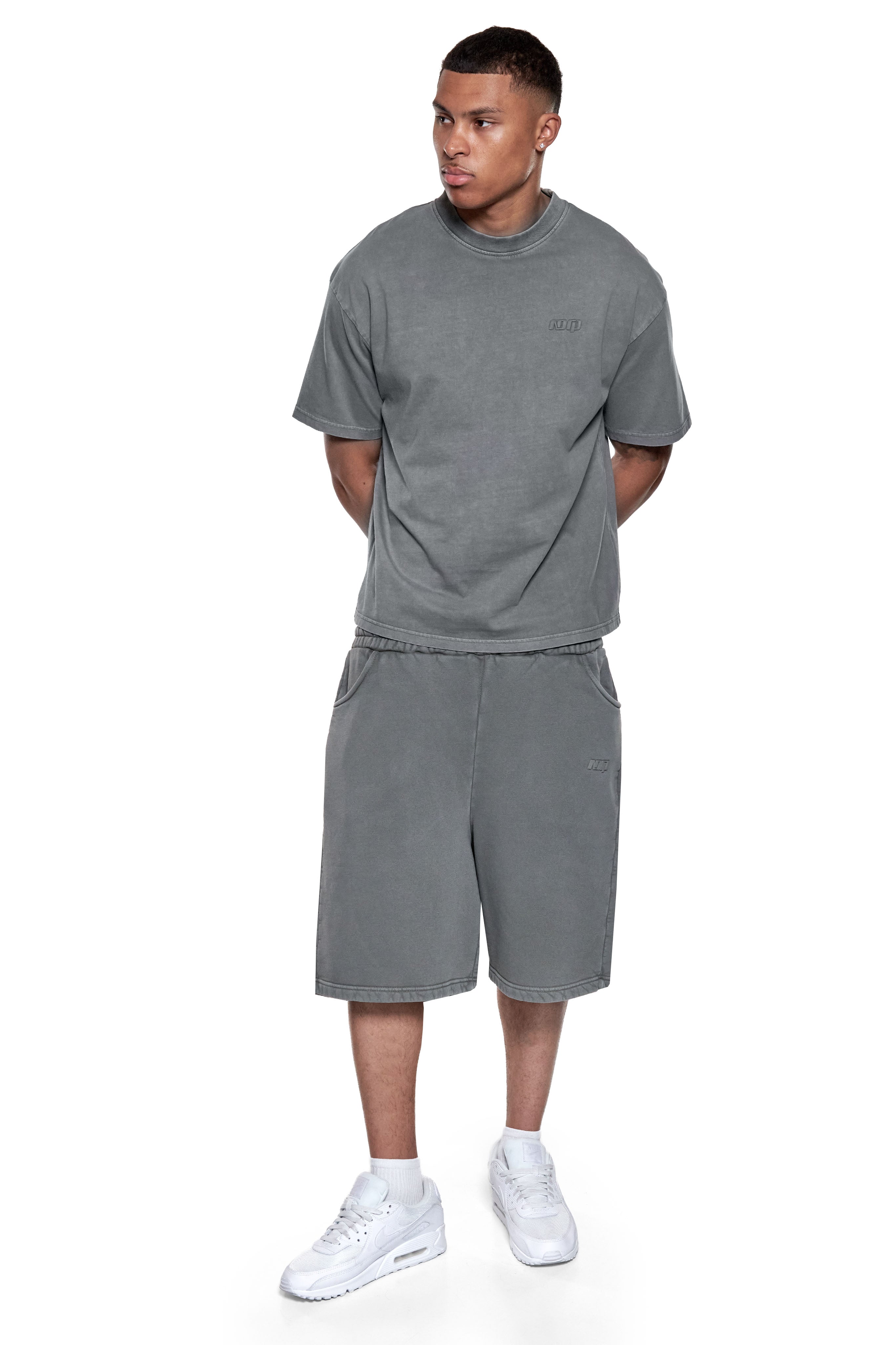 BASIC SWEAT SHORTS ACID WASHED GREY
