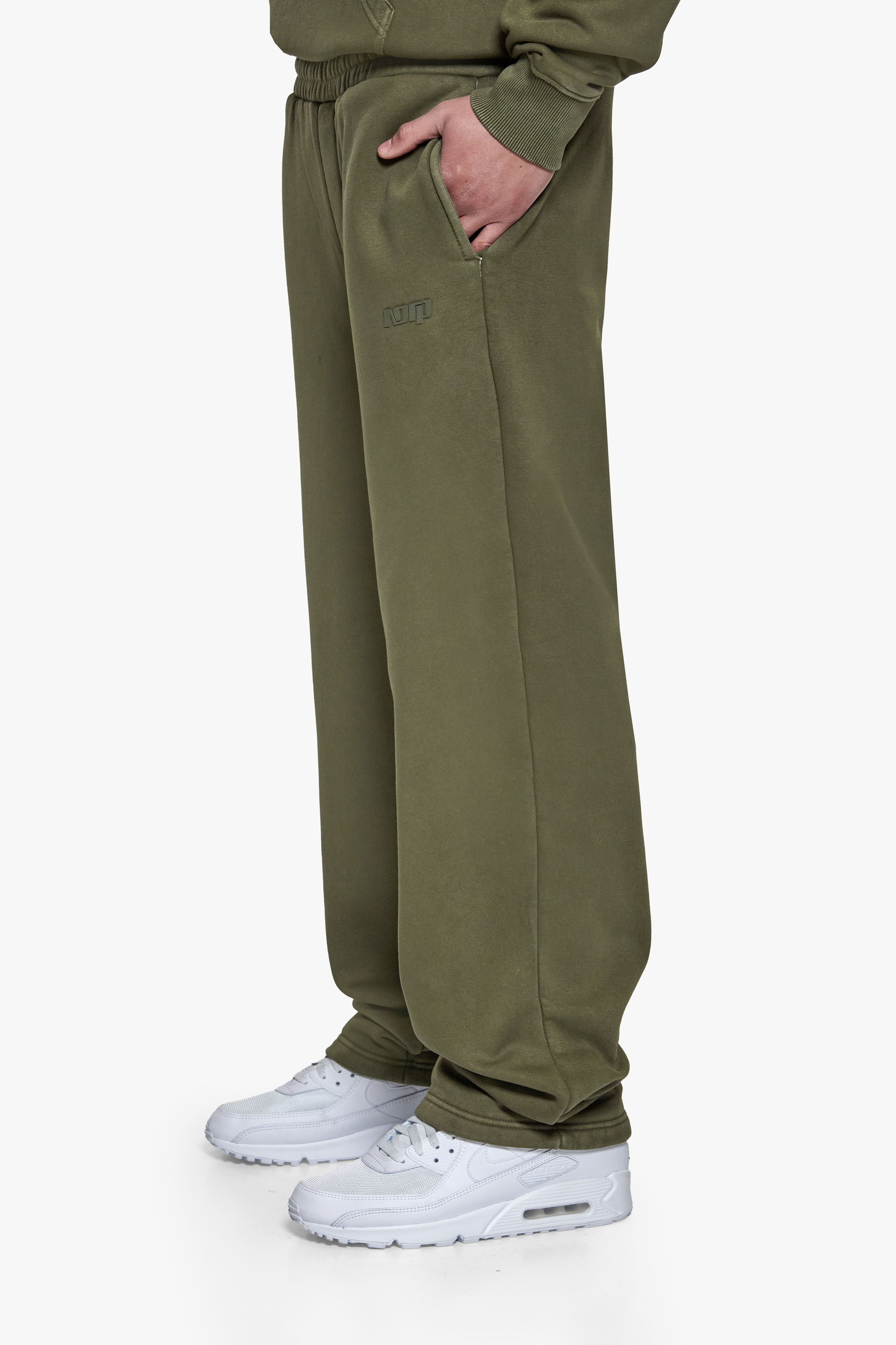 BASIC OPEN LEG JOGGER ACID WASHED OLIVE
