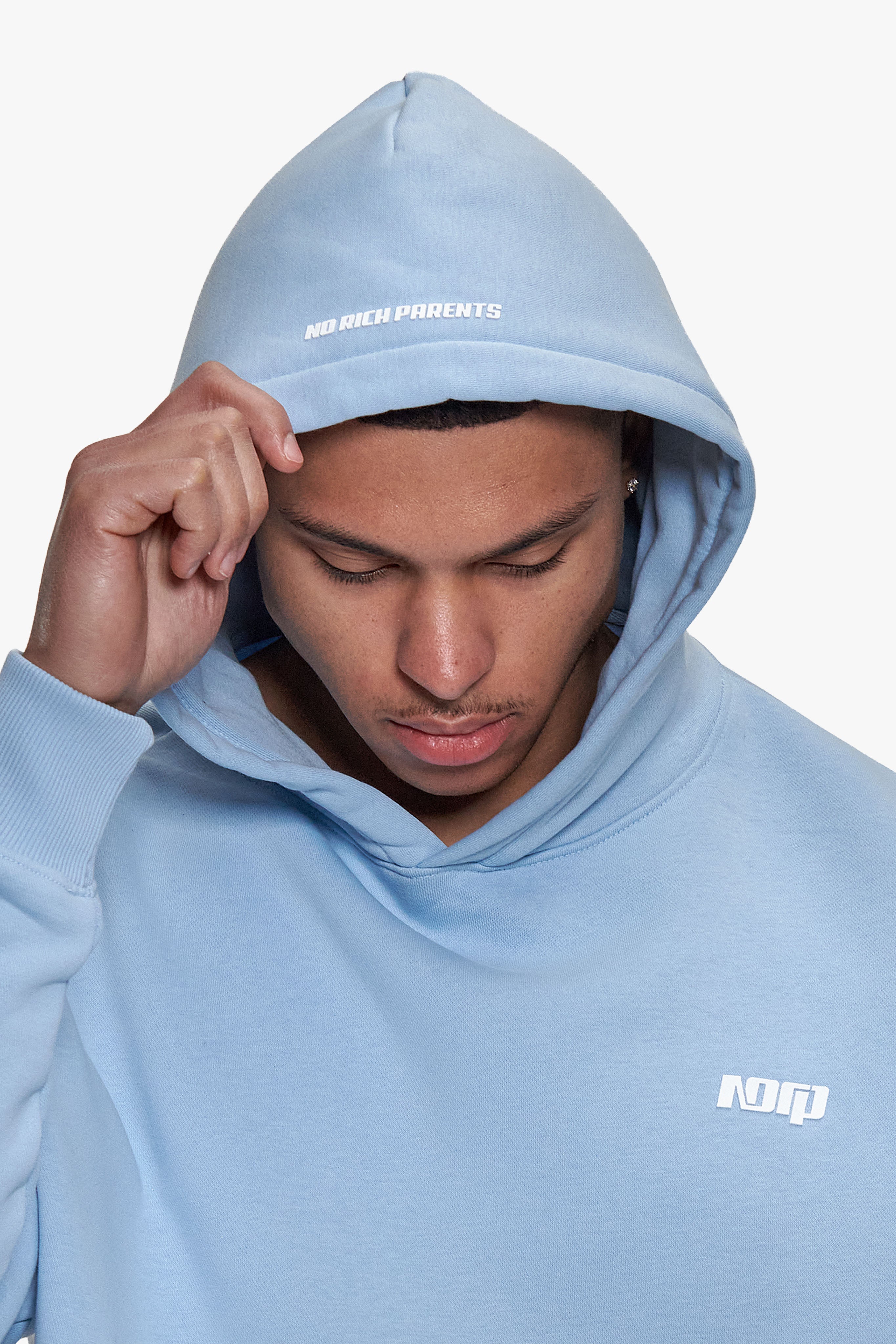 BASIC HOODIE BABY BLUE