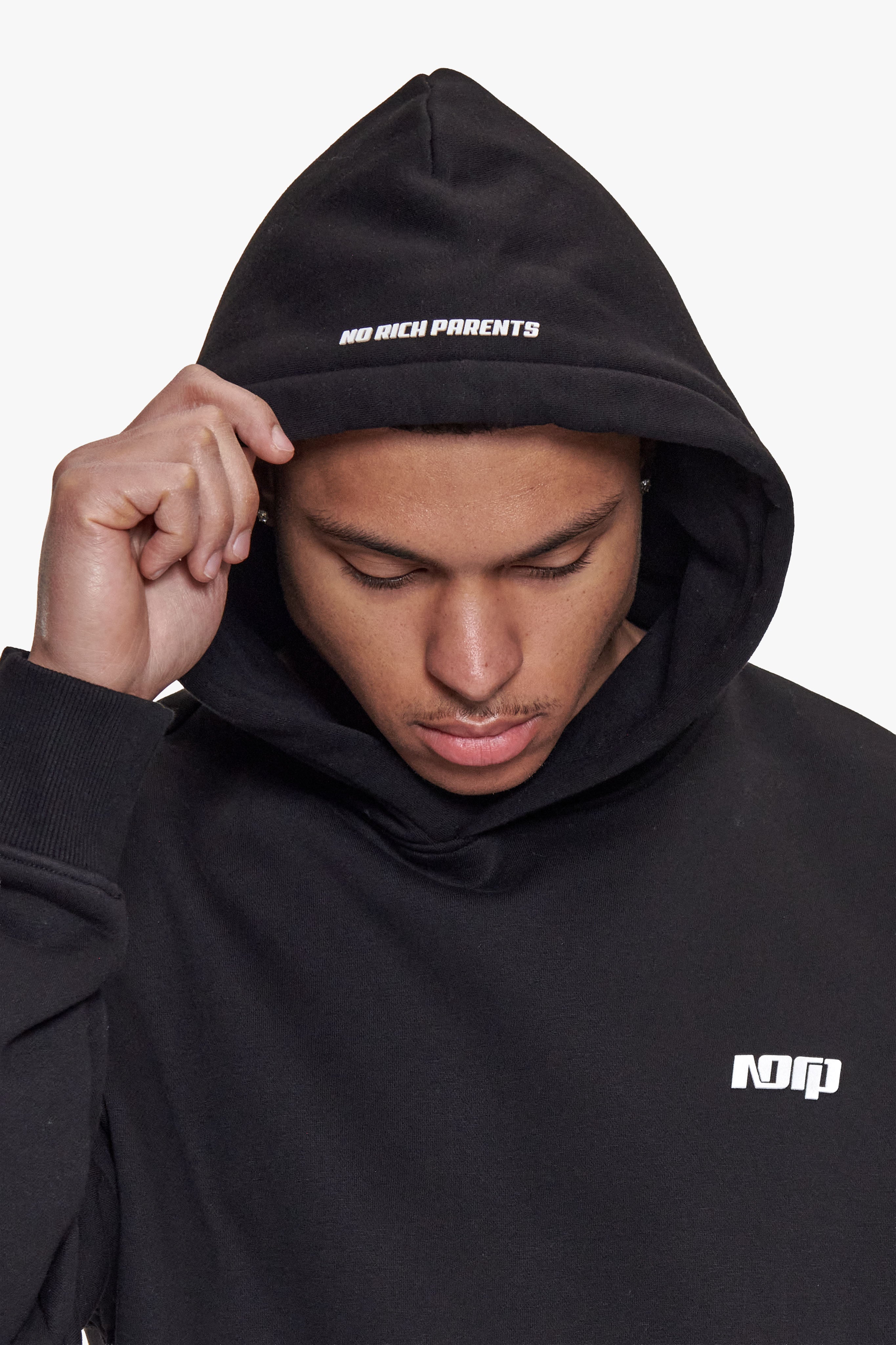 BASIC HOODIE BLACK