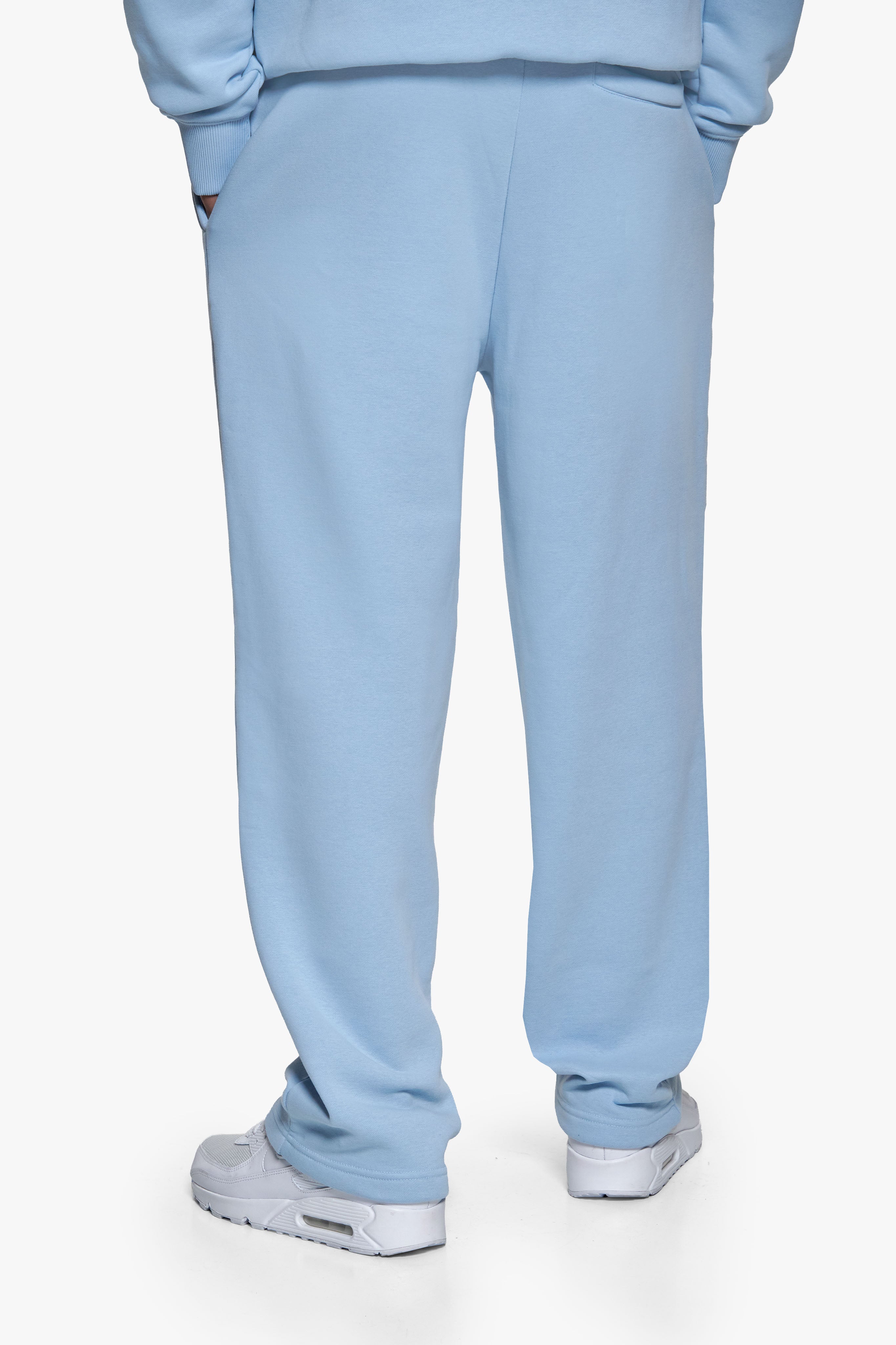 BASIC OPEN LEG JOGGER BABY BLUE