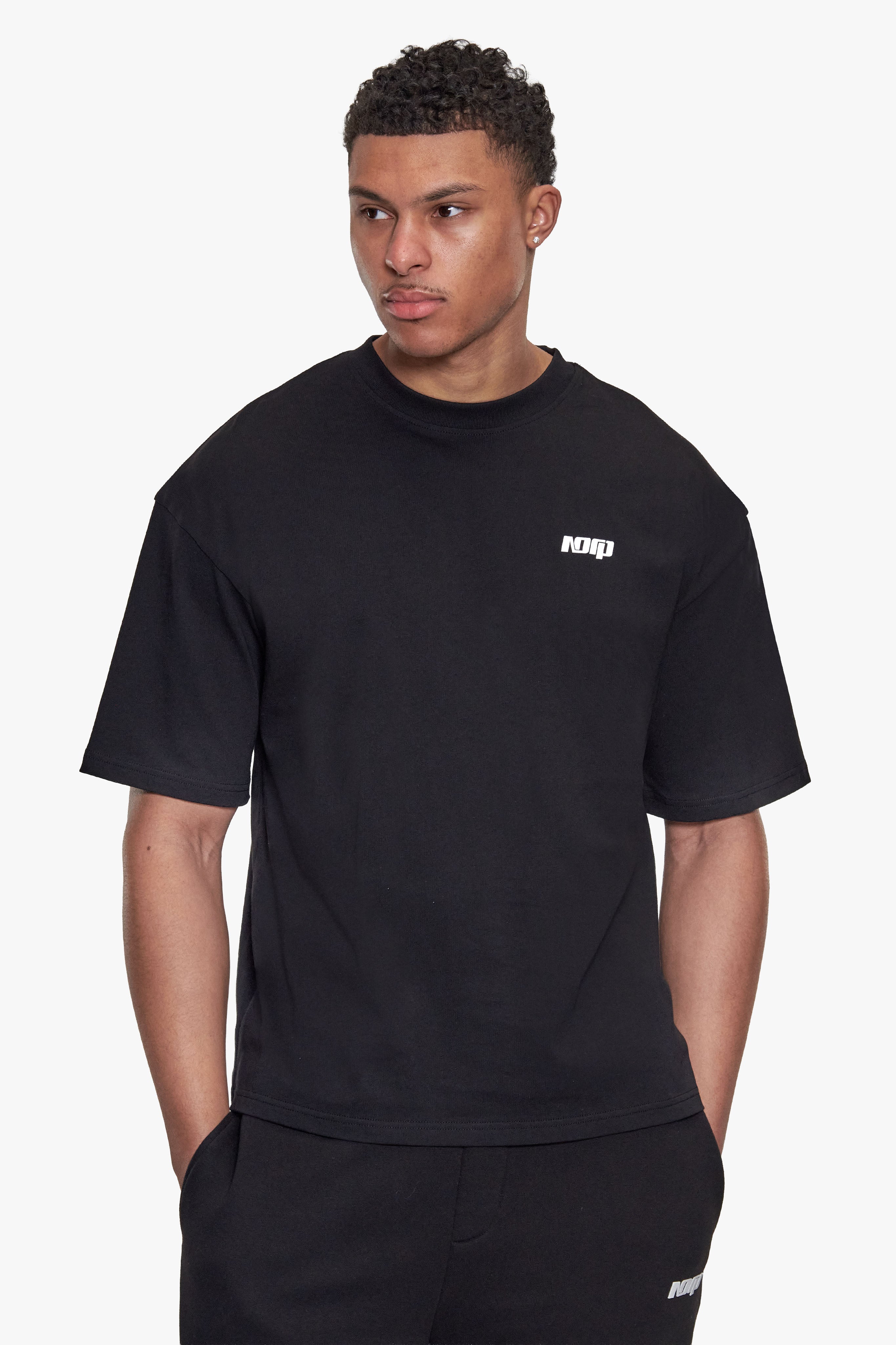 BASIC T-SHIRT BLACK
