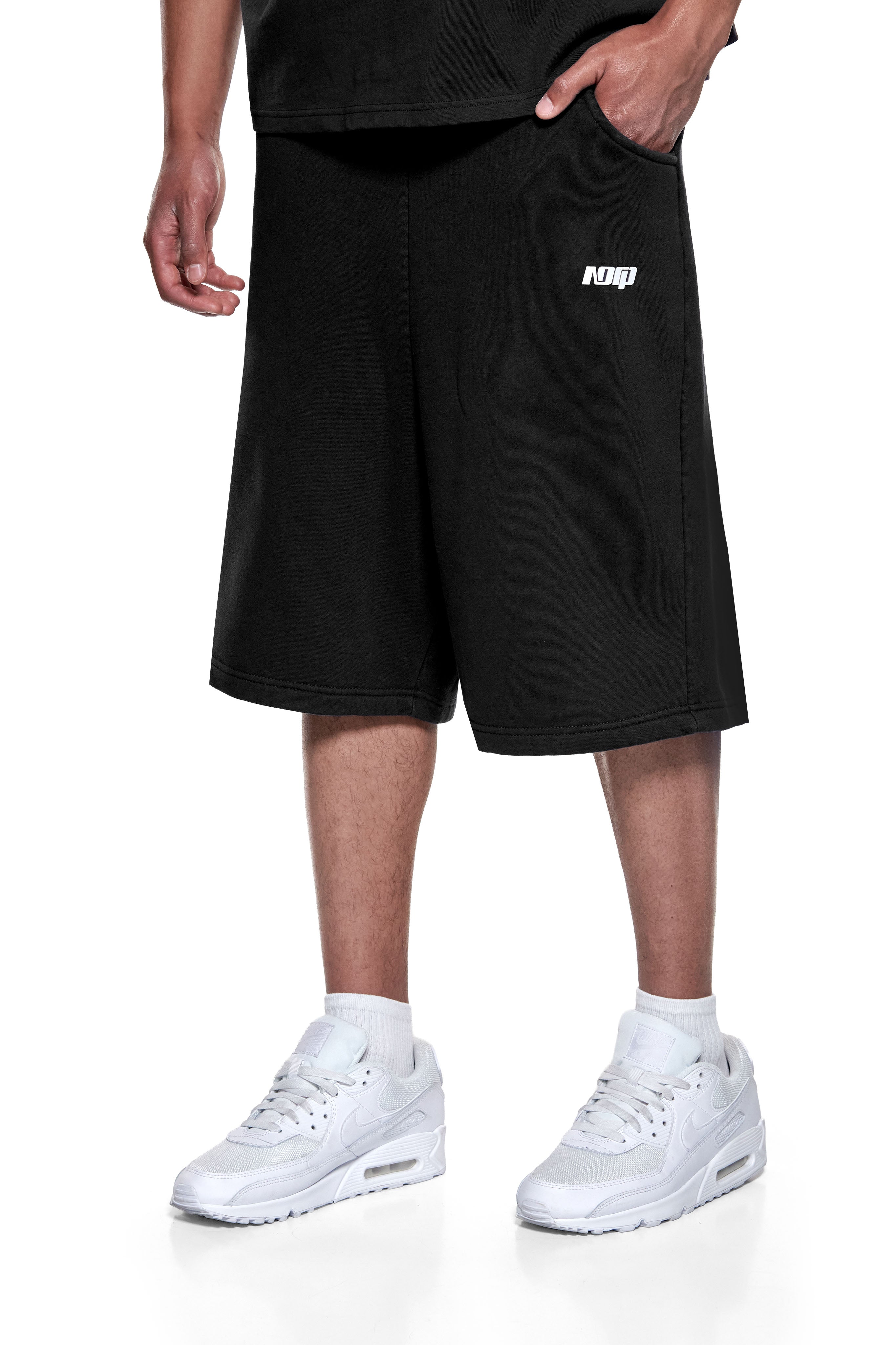 BASIC SWEAT SHORTS BLACK