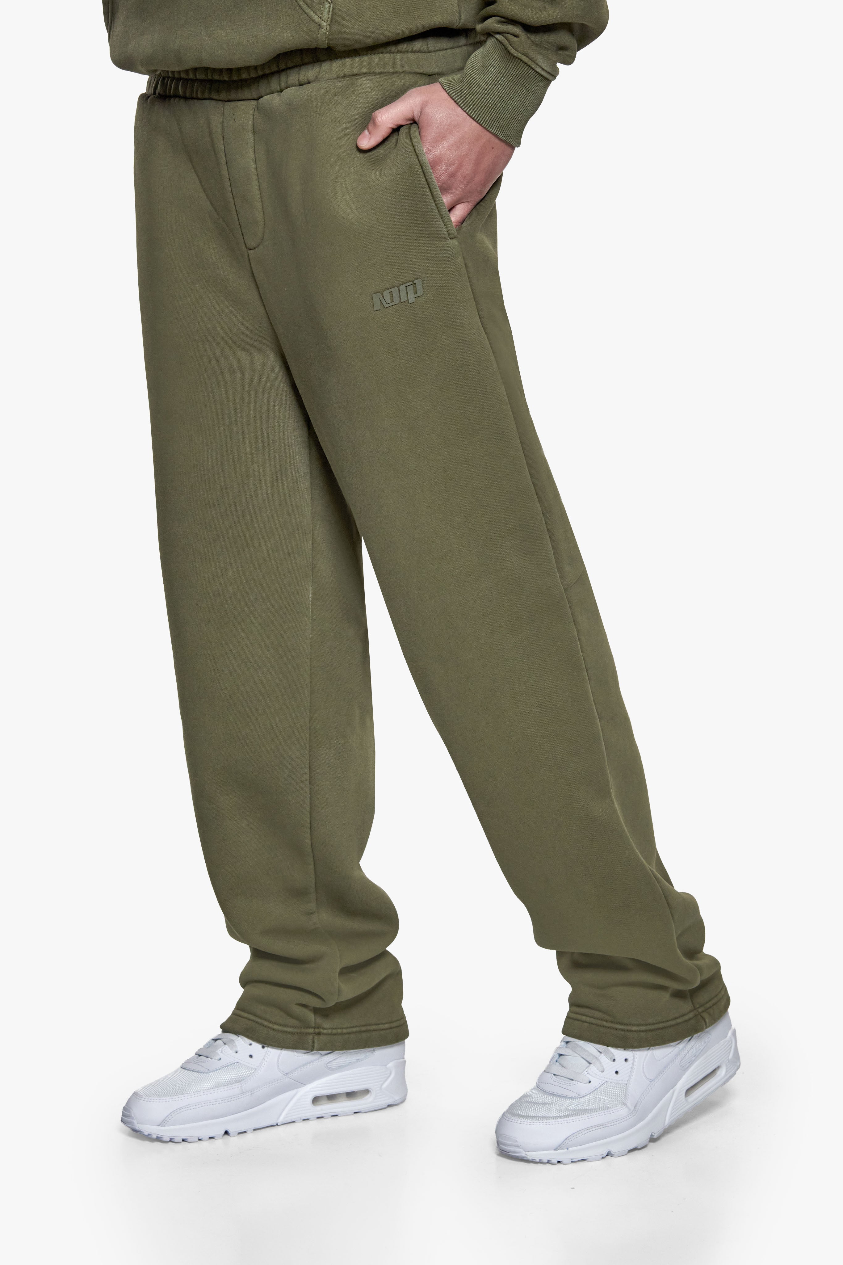 BASIC OPEN LEG JOGGER ACID WASHED OLIVE
